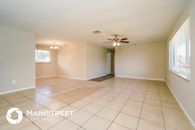 30 Castlebar Cir in Ft. Myers, FL - Building Photo - Building Photo