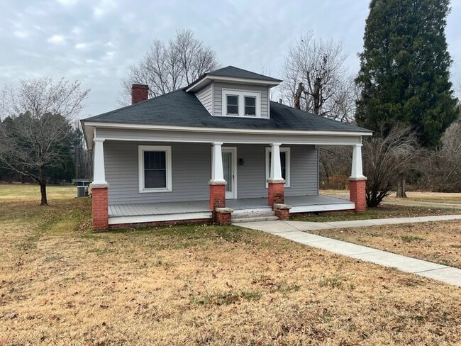 2417 Statesville Blvd in Salisbury, NC - Building Photo - Building Photo