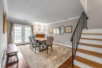 500 Laketower Dr in Lexington, KY - Building Photo - Building Photo