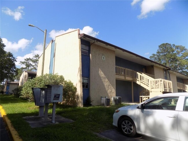property at 2811 SW Archer Rd