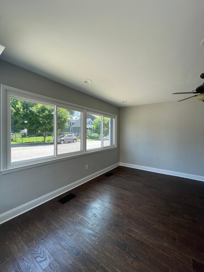 1515 Holman Ave Apartments and Nearby Covington Apartments For Rent