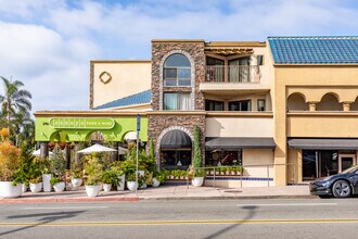 Bella Capri in La Jolla, CA - Building Photo - Building Photo