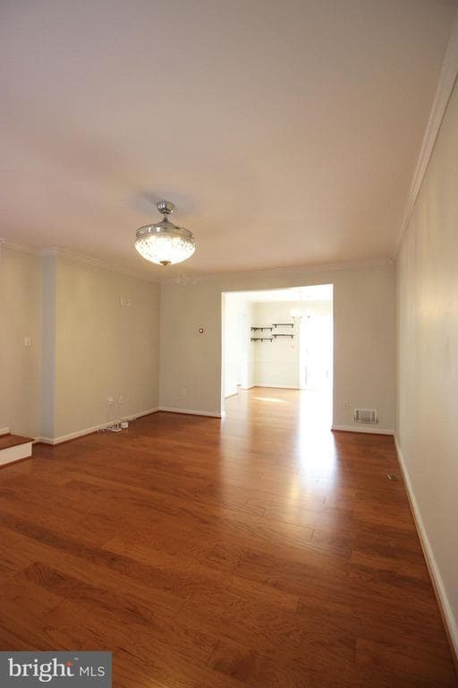 property at 311 Whitcliff Ct