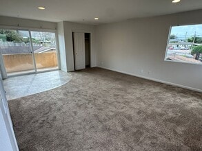 562 Kings Ave in Morro Bay, CA - Building Photo - Building Photo