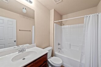 2632 Triangle Leaf Dr in Fort Worth, TX - Building Photo - Building Photo
