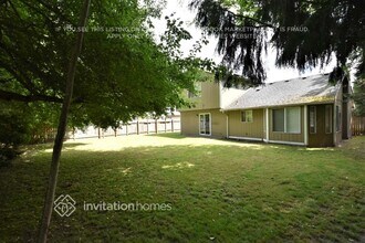 13202 SE 236th Pl in Kent, WA - Building Photo - Building Photo