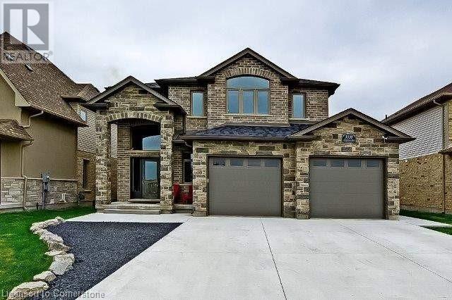 3335 Singleton Ave in London, ON - Building Photo - Building Photo