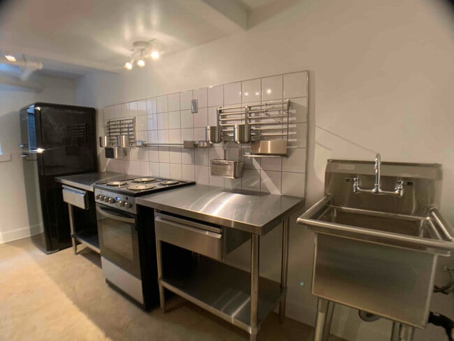 1568 Vine St in Denver, CO - Building Photo - Building Photo