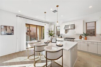 215 Sutters Ml in Irvine, CA - Building Photo - Building Photo