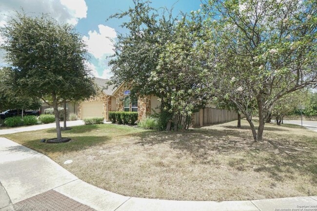 2519 Merritt Vista in San Antonio, TX - Building Photo - Building Photo