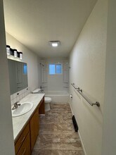 804 W Westview Ave in Spokane, WA - Building Photo - Building Photo