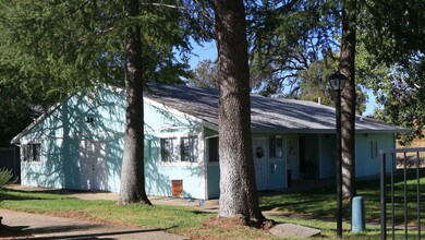 Diamond Sunrise I & II in Diamond Springs, CA - Foto de edificio - Building Photo
