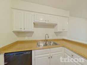 717 Marlow Pl in Arlington, TX - Building Photo - Building Photo