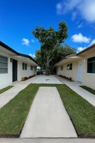 4060 SW 58th Ter, Unit 4060-1A in Davie, FL - Building Photo
