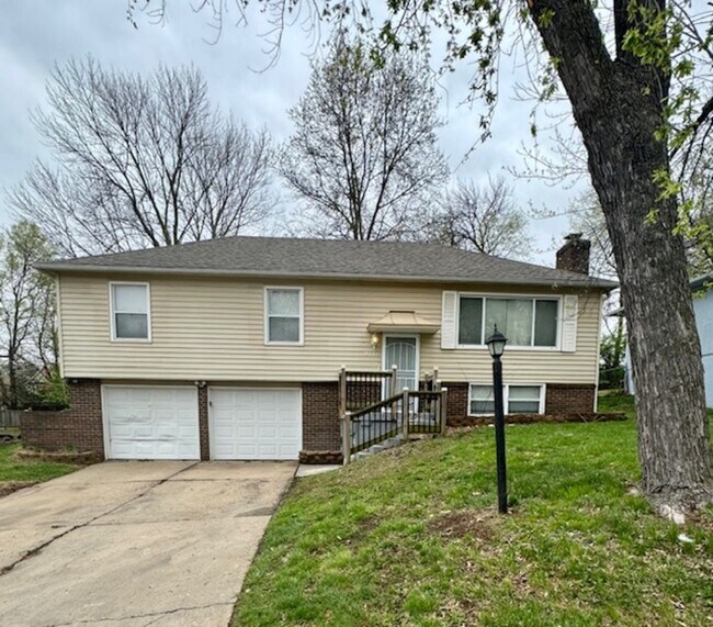 property at 9111 E 84 St