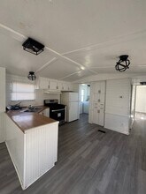 8059 Dixie Blanchard Rd in Shreveport, LA - Building Photo - Building Photo