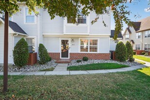 3830 New River Reach in Portsmouth, VA - Building Photo