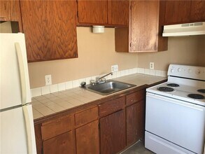 1638 Post Rd in San Marcos, TX - Building Photo - Building Photo