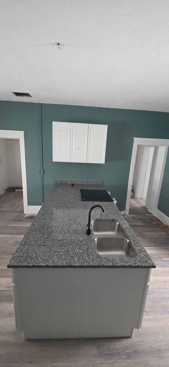 402 N Washington St in Tiffin, OH - Building Photo - Building Photo