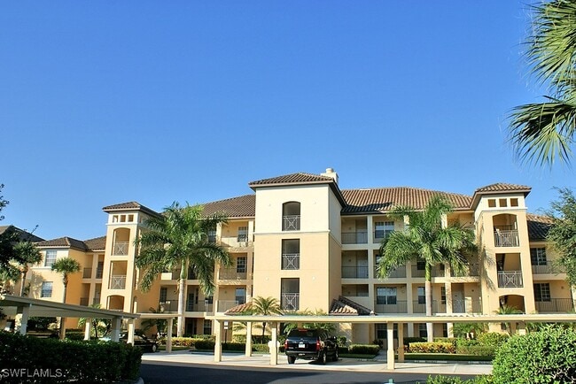 property at 4640 Turnberry Lake Dr