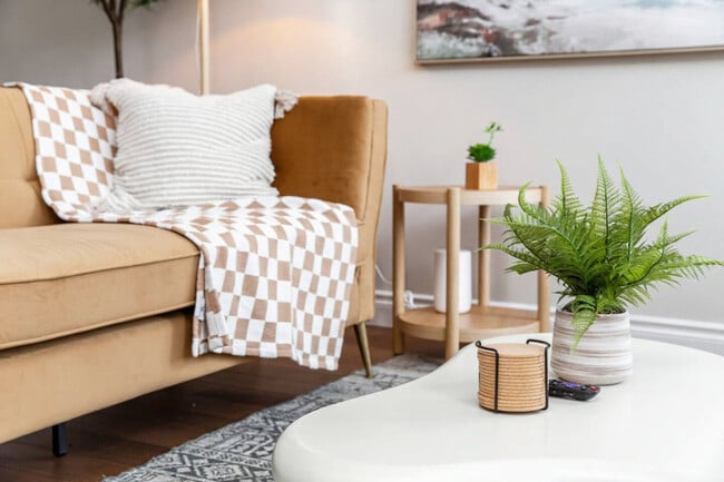 10510-10132 132 St NW in Edmonton, AB - Building Photo - Building Photo