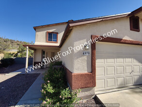 4979 S Tirza Ct in Tucson, AZ - Building Photo - Building Photo