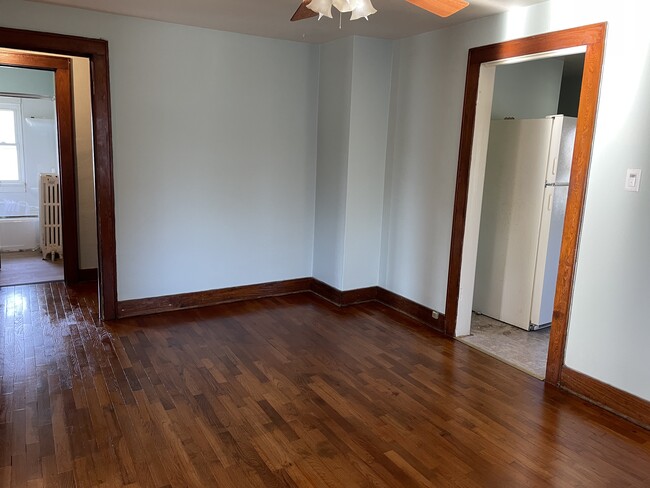 884 Kellogg St in Green Bay, WI - Building Photo - Building Photo