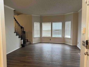 8809 S Urbana Pl in Tulsa, OK - Building Photo - Building Photo