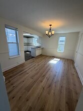 456 Michigan Ave in Monroe, MI - Foto de edificio - Building Photo