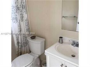 1321 N 69 Ter-Unit -1321 in Hollywood, FL - Building Photo - Building Photo