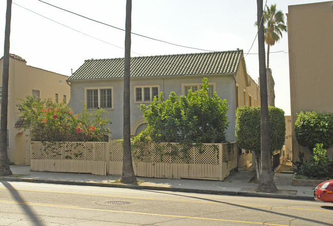 7360 Hollywood Blvd in Los Angeles, CA - Building Photo - Building Photo