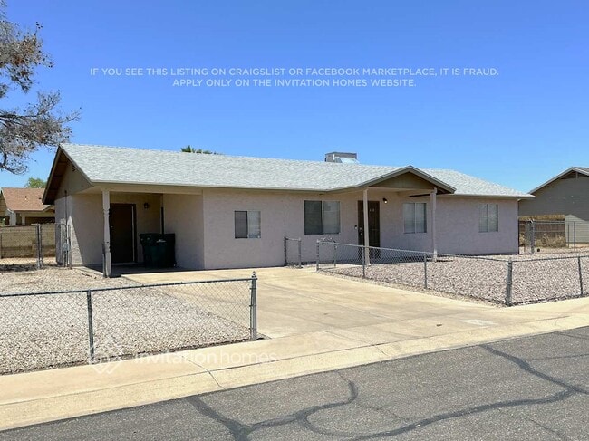 6440 E Akron St in Mesa, AZ - Building Photo - Building Photo