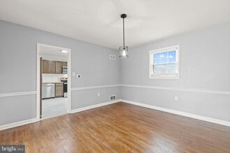 6217 Stoneham Rd in Bethesda, MD - Building Photo - Building Photo