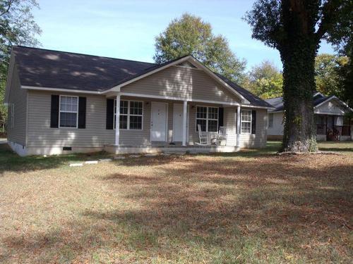property at 310 Tarver St SE