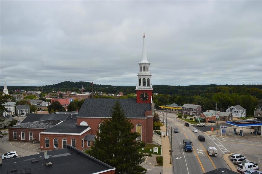 2 Silver St, Unit 13 in Dover, NH - Building Photo