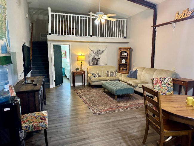 property at 3137 Pearl Rd
