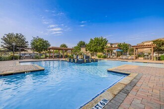 Bexley Lake Forest in McKinney, TX - Foto de edificio - Building Photo