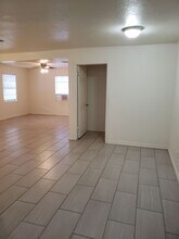 2911 Ave G in Nederland, TX - Building Photo - Building Photo