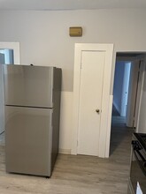 53 Oak St, Unit 1 in Somerville, MA - Building Photo - Building Photo