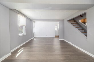 108 Ralph Ave-Unit -Main in Babylon, NY - Building Photo - Building Photo