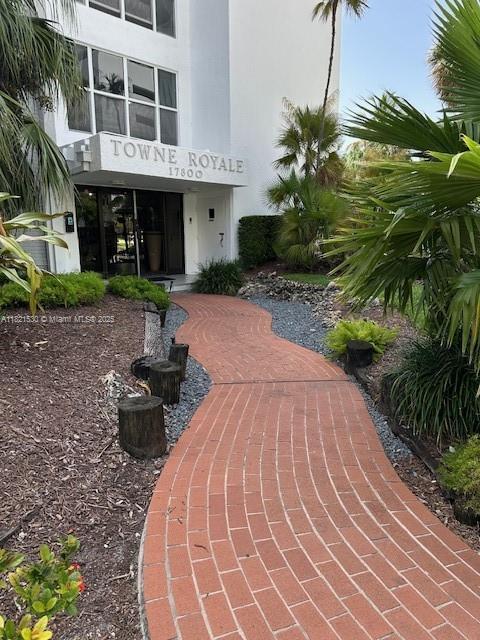 17800 Atlantic Blvd, Unit PH6 in Sunny Isles Beach, FL - Building Photo - Building Photo