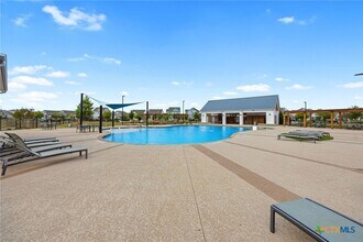 251 Chesterfield Dr in Kyle, TX - Building Photo - Building Photo