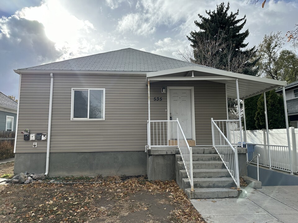 535 S 8th Ave, Unit 1 in Pocatello, ID - Foto de edificio