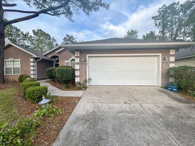 4343 NW 36th Terrace in Gainesville, FL - Building Photo - Building Photo