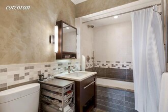 101 W 24th St-Unit -: 10C in New York, NY - Foto de edificio - Building Photo