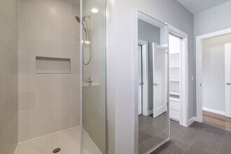 4111 Spicewood Springs Rd in Austin, TX - Building Photo - Building Photo