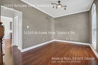 16269 Autumn View Terrace Dr in Ellisville, MO - Building Photo - Building Photo