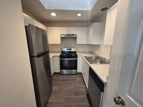 1105 Ash Cove in Austin, TX - Building Photo - Building Photo