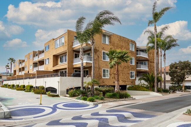 property at 600 E Oceanfront