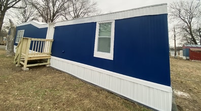 777 E Yerby St in Marshall, MO - Foto de edificio - Building Photo